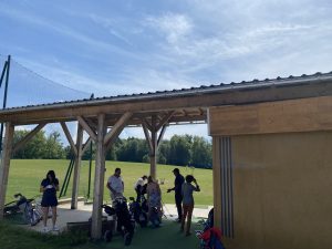 Prix d’un stage de golf : tarifs, options et budget à prévoir